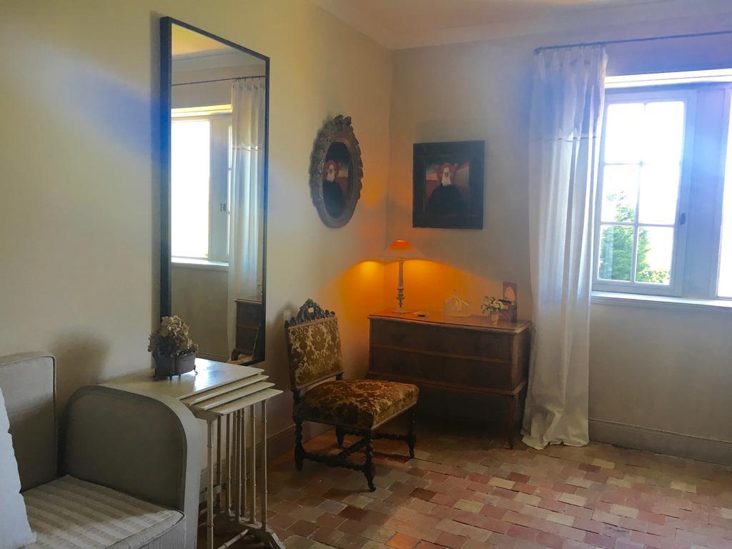 Les Volets Bleus Bed & Breakfast Arcangues Exterior photo