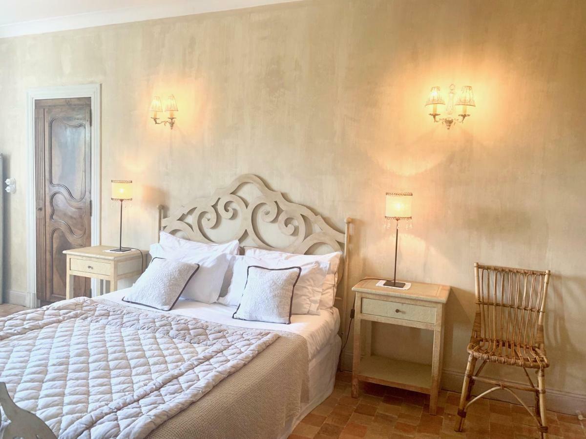 Les Volets Bleus Bed & Breakfast Arcangues Exterior photo