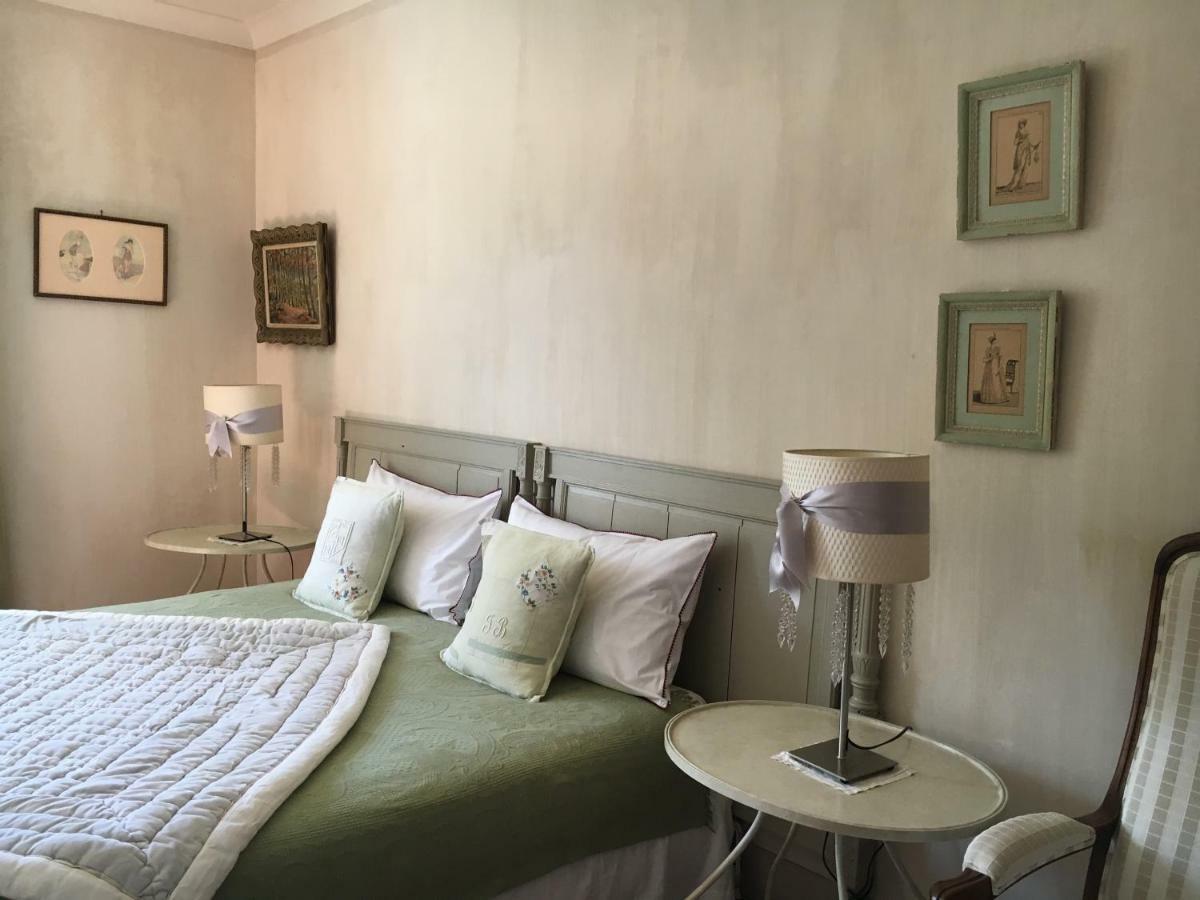 Les Volets Bleus Bed & Breakfast Arcangues Exterior photo